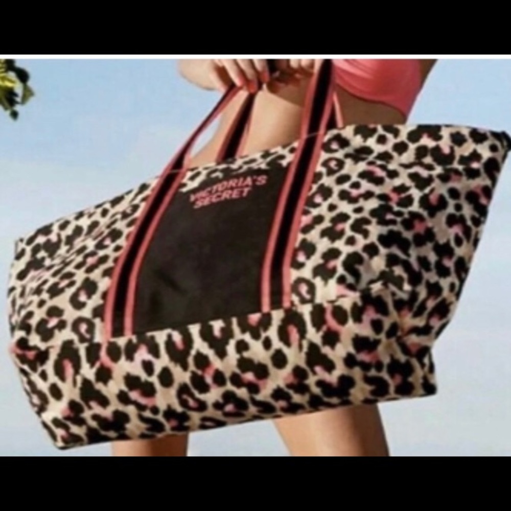 Brand new xl weekender bag